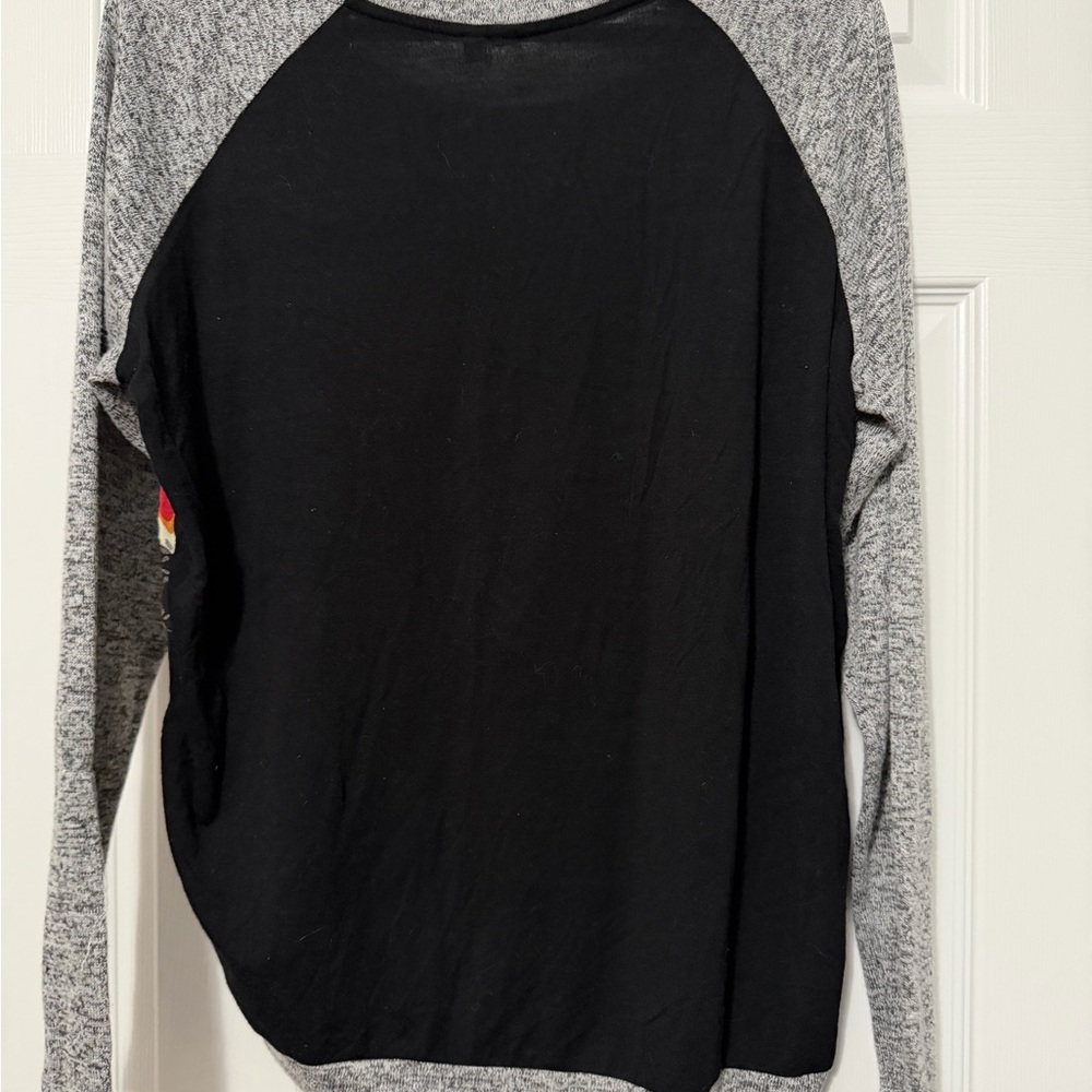 Kut from the Kloth Floral Crew Neck Sweater - Gray and Black Size L - Picture 2 of 2